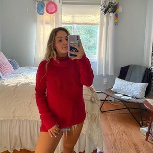 RED TURTLE NECK SWEATER